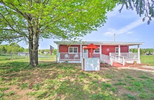 Sweetwater House | Landscape Views: Sweetwater Country Cottage!
