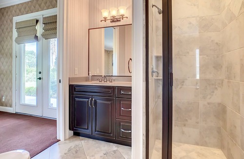St. Cloud House | Large Family Estate Home on 30 Acres Sleeps 14