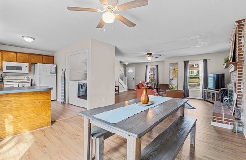Woodfield House | Large Private Yard, Near USC! - The Garnet Goliath