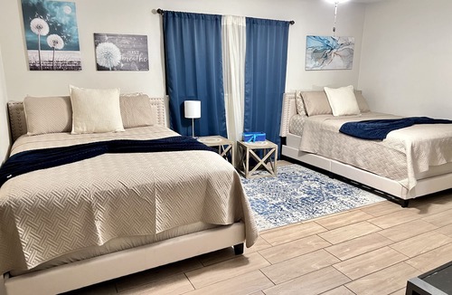 Bearss Plaza House | Large Tampa Private Pool Home* Busch Gardens &USF