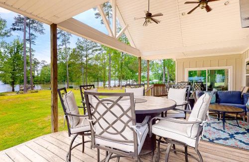 Saluda House | Large Waterfront Lake Murray Home w/Dock