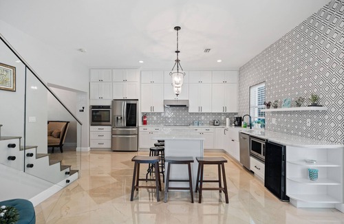 Downtown Fort Lauderdale House | Las Olas Retreat with HEATED Pool