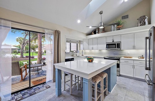 Hobe Sound House | Latitude Adjustment- 4BR Pool + Firepit