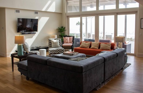 Saint Helena Island House | Lavish Two-Story Oceanfront Home w/ Huge Deck, WiFi, & Incredible Views