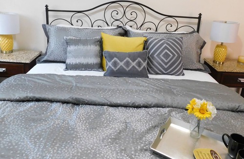 Summertown Bed & Breakfast | Lawrence Village Bed and Breakfast