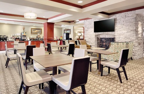 Columbia Hotel | Lexington Expo Hotel by IHG