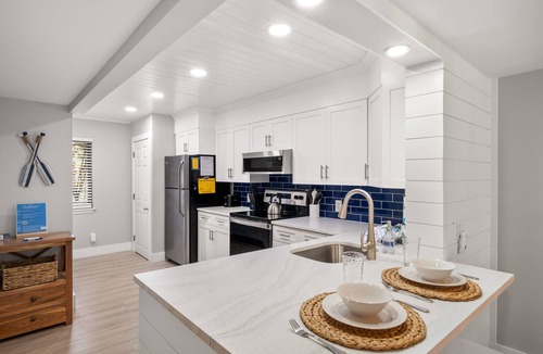 Folly Field Villa | Lg 2BR/2.5BA - Direct Oceanfront Community - 5 star reviews - Great Amenities