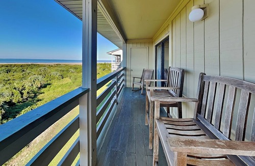 Tybee Island Condo | Lighthouse Point 13C | Top Floor, Great Views!