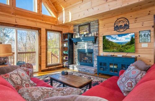 Pisgah Forest House | Little Mountain Lodge · Little Mountain Lodge - NEW Pisgah Fores
