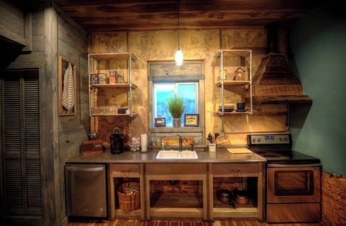 Walhalla Apartment | LOFTS OVER MAIN~ Chattooga Studio