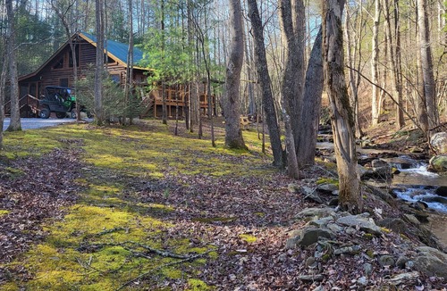 Tellico Plains Cabin | Log Cabin at Six Mile Creek