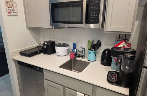 Deltona Lakes Apartment | Lovely 1-bedroom apartment with AC in charming Osteen