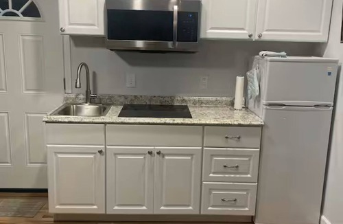 Youngsville Apartment | Lovely 1 bedroom in-law apartment.