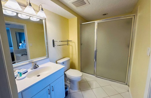 Seabreeze Historic District Resort | Lovely 1Bed/1Bath Ocean Walk suite in Daytona Beach, FL!