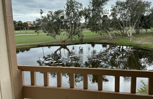Isla del Sol House | Lovely 2 br 3 bath Isla Del Sol -Sleeps 6 lots of Amenities near St. Pete Beach!