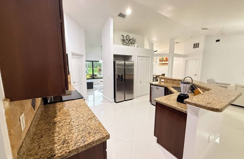 Port Saint Lucie House | Lovely 3 bedroom house, fitness room, heated pool, kids park, barbecue fire pit