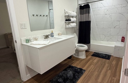 Eustis House | Lovely 3-Master bedroom house in Eustis very spacious with plenty of parking.