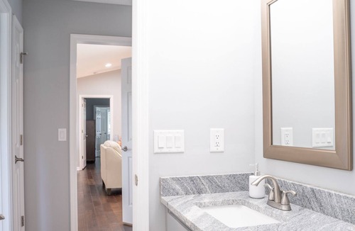 Hall County Other | Lovely Farmhouse Stay