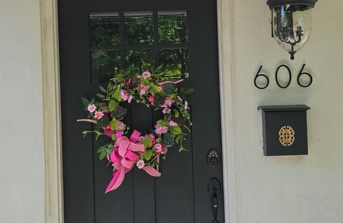 Washington Cottage | Lovely French inspired 2 bedroom cottage located in Historical Washington.