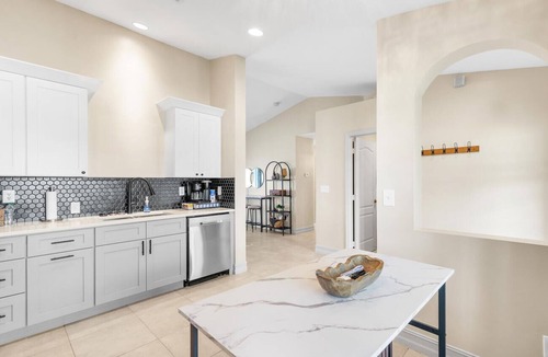 Mariner House | Luxe 3BR Waterfront Stay in Cape Coral