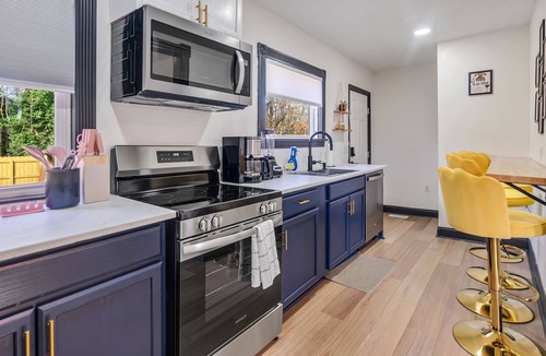 Mosby House | Luxe Club RVA: Glam 2BR Escape