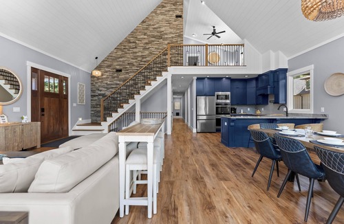 Lake Norman of Catawba House | Luxe Lakefront Lodge w/Pool, Hot Tub, Theater & Private Dock | Sleeps 21