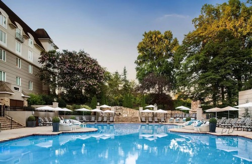 Braselton Hotel | Luxurious Escape at Georgia Wine Country Perfect for Spa Pampering