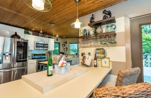 Terrell House | Luxurious Lake Norman Lakehouse w/Boat Dock & Ramp