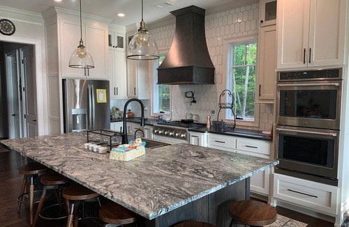 Eatonton House | Luxurious Lake Oconee Family Getaway!