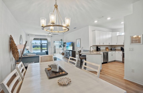 Port Charlotte House | Luxurious new villa with water view in Gated Community free wifi