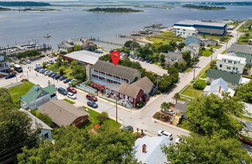 Swansboro Apartment | luxurious studio apartment in the heart of Swansboro’s historic waterfront #7