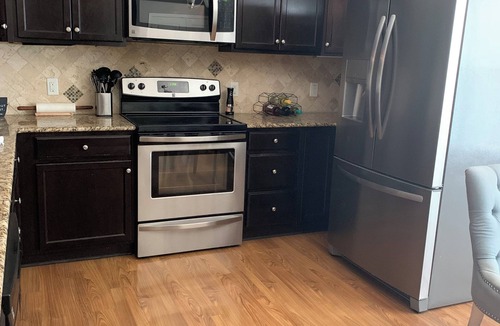 Fayetteville House | Luxury Gated Retreat Near Fort Bragg – Spacious 2BR with Garage
