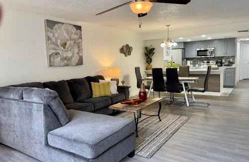 Royal Palm Bay Apartment | Luxury Getaway 3BR Apartment near Disney Parks