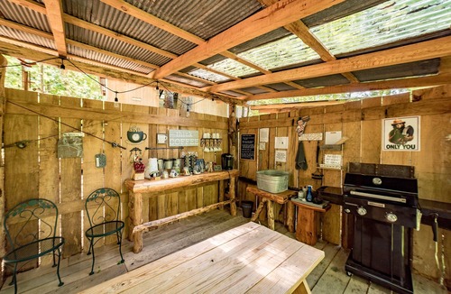 Sevierville RV Rental | Luxury Glamping, private, romantic, cozy, heated - tent 1