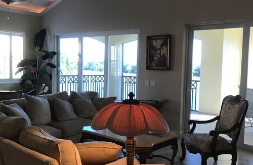 Hammock Bay Condo | Luxury Golf Course 3/2.5 Condo with Gulf Course/Lake View!