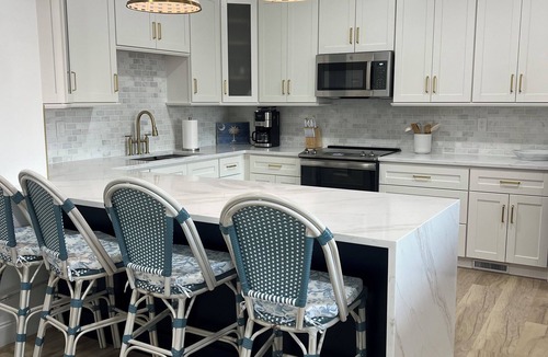 Salem Condo | Luxury Lakefront Condo with Stunning Views and Resort Amenities.