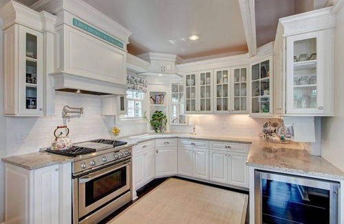 Flowery Branch House | Luxury Lakefront Home on South Lake Lanier - 2 Slip Party Dock with Deep Water