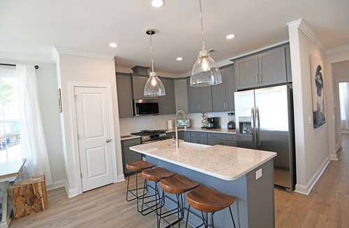 Greenwood House | Luxury Lakeside Therapy, Sleeps 12