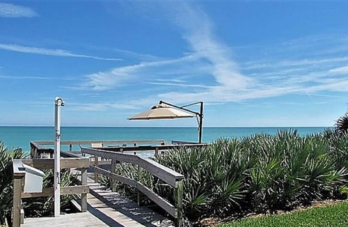 Johns Island Condo | Luxury Oceanside Apt. Pool Private Beach. Special Summer Rates and Discounts!