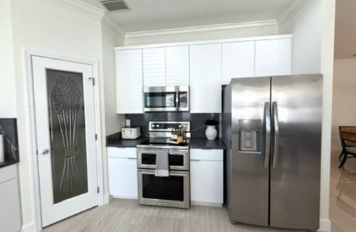 Bearss Plaza House | Luxury Pool & Spa Oasis in the City with King Bed.