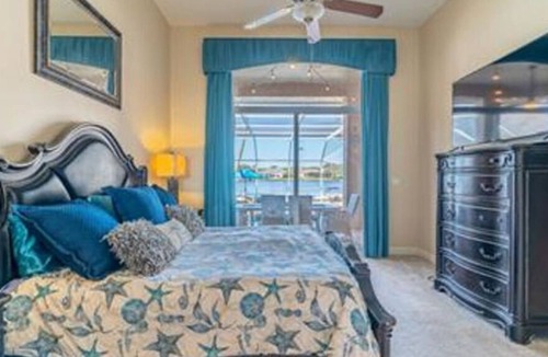 Bearss Plaza House | Luxury Short Term Rental in North Tampa