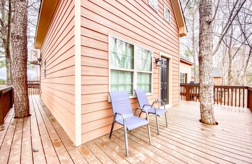 Clarks Hill House | Luxury Treehouse Eagles Nest