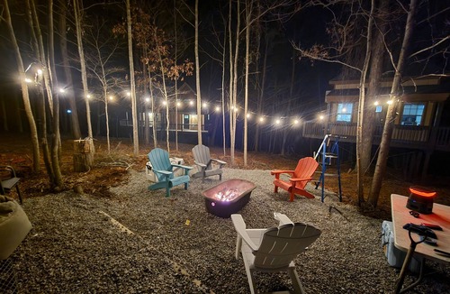 Clarks Hill House | Luxury Treehouse Eagles Nest