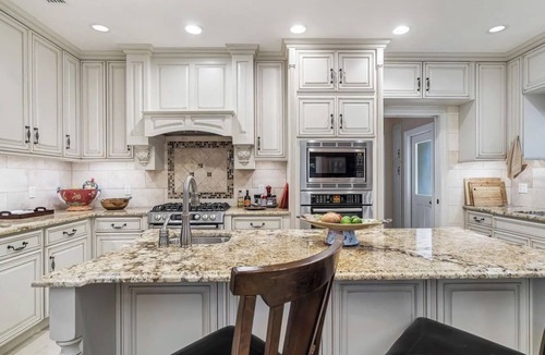 Lake Wales House | Luxury Tropical Florida Getaway - Close to Disney/Universal/Legoland