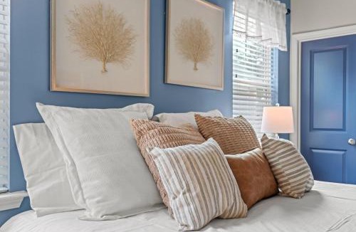 Port Royal House | Luxury updated, near beaches downtown Beaufort SC