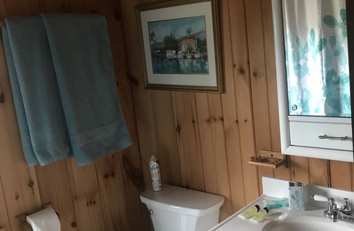 Cranberry Falls Cabin | Maggie Valley Cabin off the Blue Ridge Pkwy.