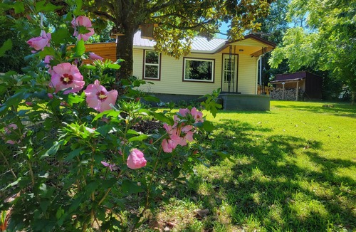 Hickman Cottage | Magnolia Cottage