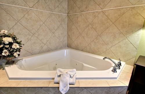 Pooler Hotel | Magnolia Inn & Suites Savannah Airport