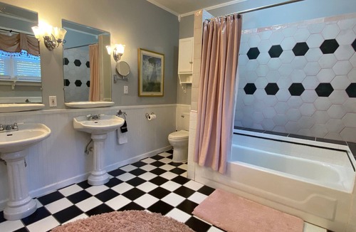 Clayton Bed & Breakfast | Magnolia Inn