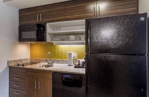 Bowling Green Hotel | MainStay Suites Bowling Green North